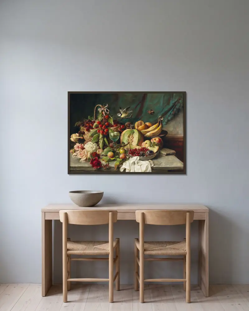 Früchtestillleben av Hans Zatzka inramad på en vägg