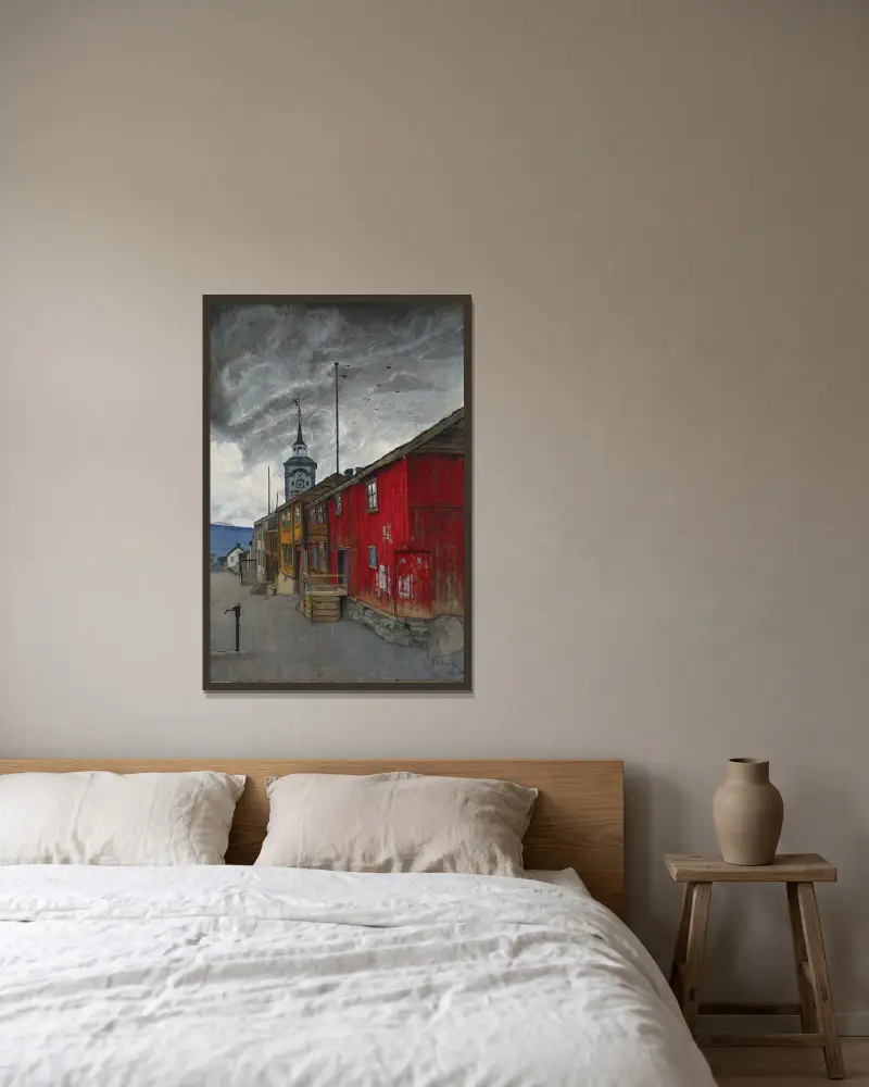 Street in Røros av Harald Sohlberg inramad på en vägg