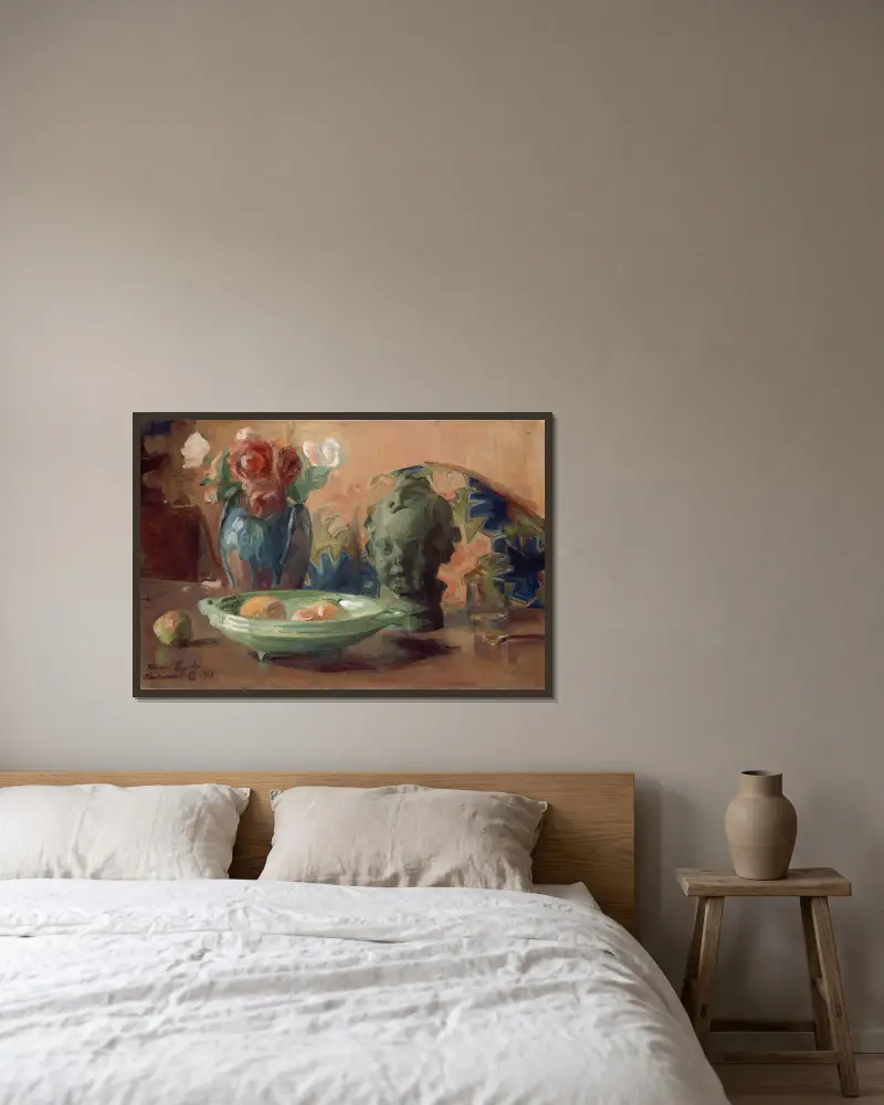 Stilleben von Harriet Backer gerahmt an einer Wand
