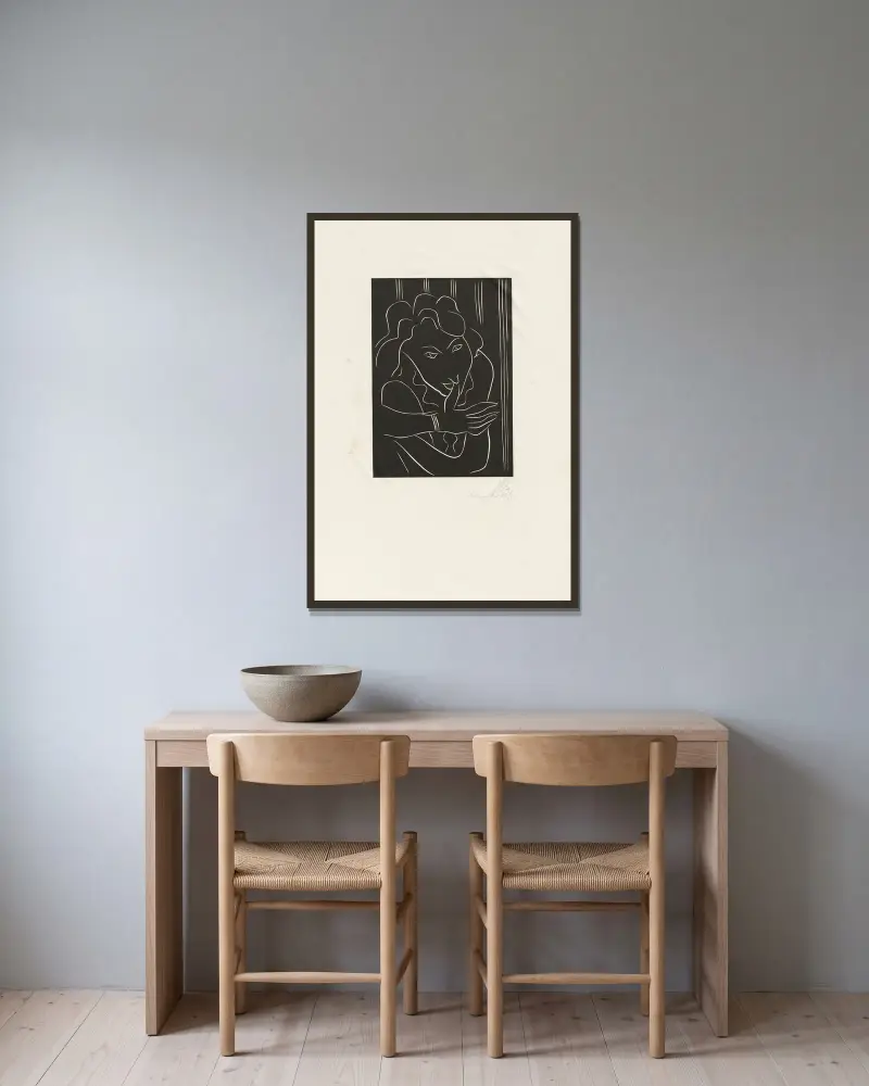 Femme le pouce sur les lèvres av Henri Matisse inramad på en vägg