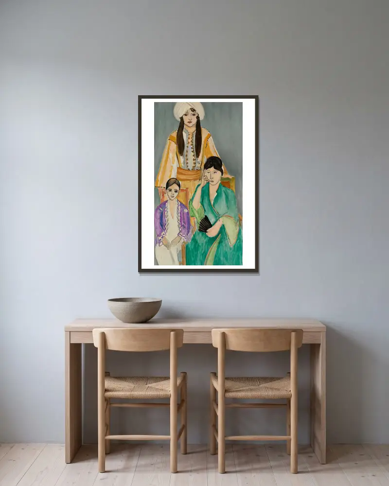 Drei Schwestern vor grauem Hintergrund von Henri Matisse gerahmt an einer Wand