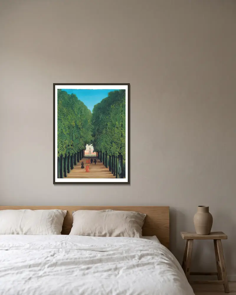 Allén i Saint-Cloud-parken av Henri Rousseau inramad på en vägg