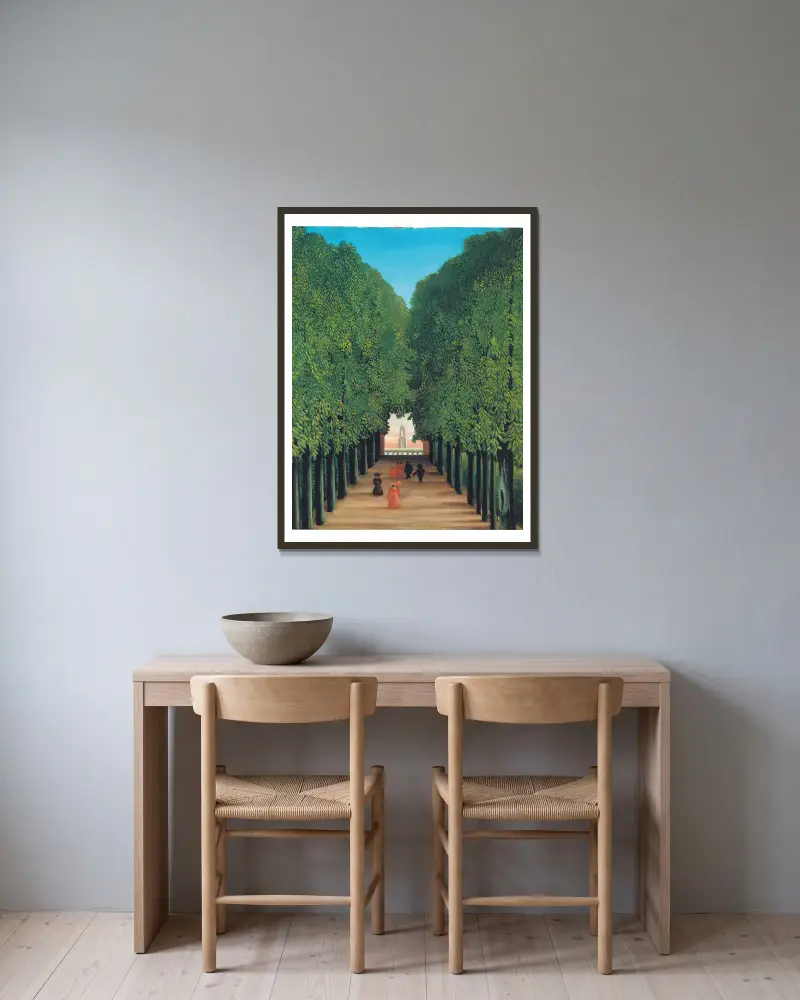 Allén i Saint-Cloud-parken av Henri Rousseau inramad på en vägg