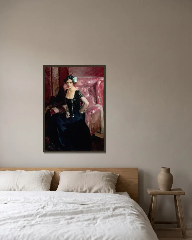 Clotilde i aftonklänning av Joaquín Sorolla inramad på en vägg