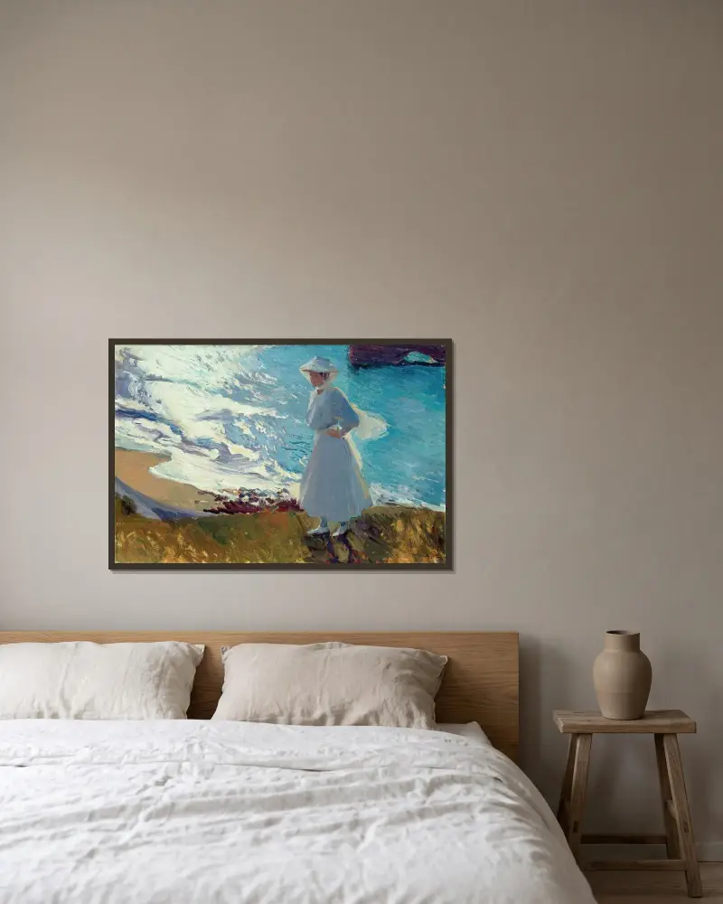 María på stranden i Biarritz av Joaquín Sorolla inramad på en vägg