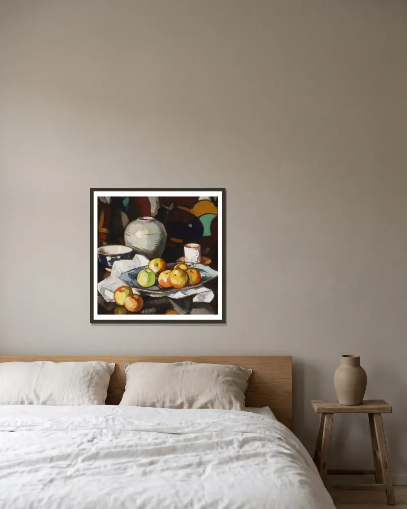 Stillleben mit Äpfeln und Glas von Samuel John Peploe gerahmt an einer Wand