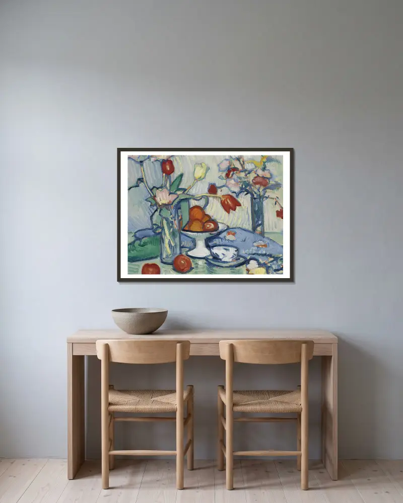 Tulips av Samuel John Peploe inramad på en vägg