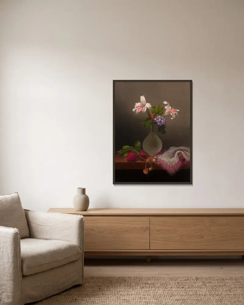 Vas med kornliljor och heliotrop av Martin Johnson Heade inramad på en vägg