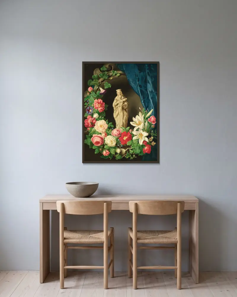 Madonnan med barnet i blomsterslingor av rosor, liljor och vicker av Josef Lauer inramad på en vägg