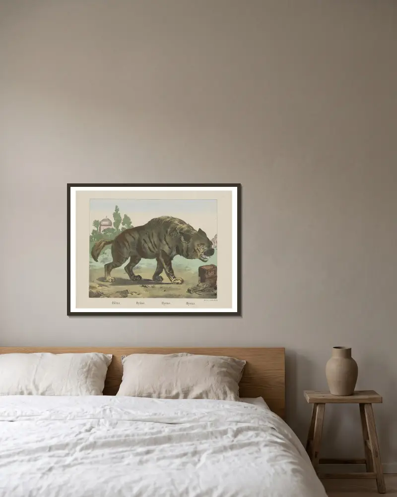 Hyena av Joseph Scholz inramad på en vägg