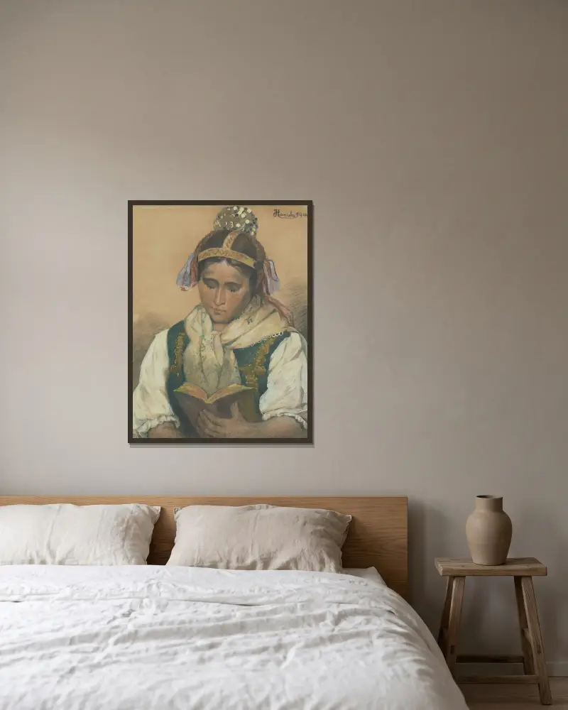 Lesen in traditioneller Tracht von Jozef Hanula gerahmt an einer Wand