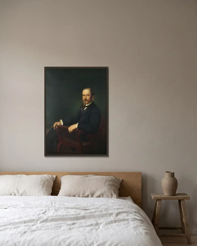 Walter von Hallwyll (1839–1921) von Julius Kronberg gerahmt an einer Wand