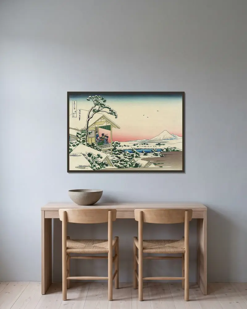 Tehuset i Koishikawa morgonen efter ett snöfall av Katsushika Hokusai inramad på en vägg