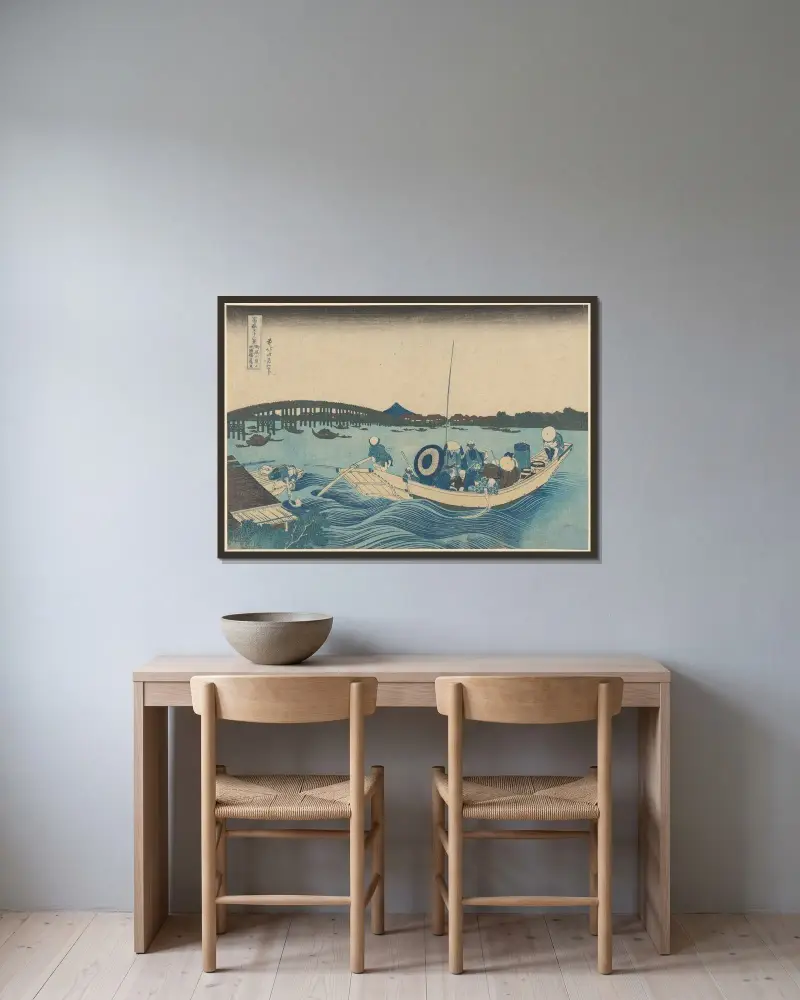 Solnedgång över Ryōgoku-bron från Ommaya-strandkanten av Katsushika Hokusai inramad på en vägg