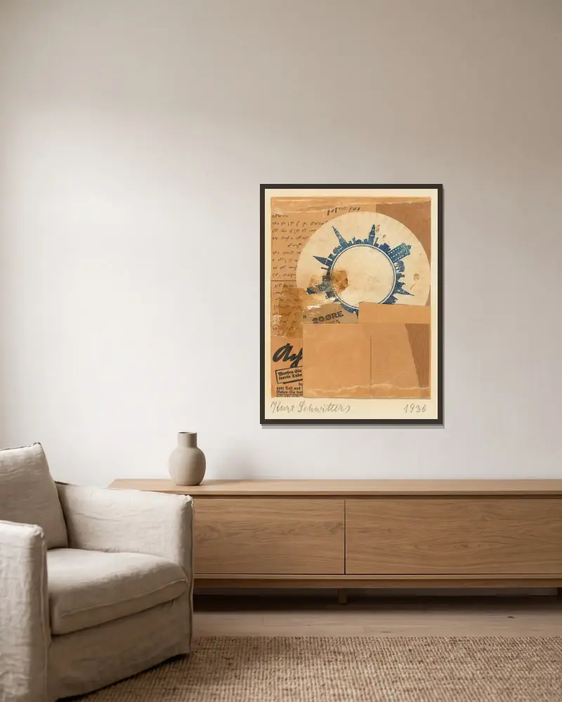 Ohne Titel (20 ØRE, mit Koranseiten), 1936 av Kurt Schwitters inramad på en vägg