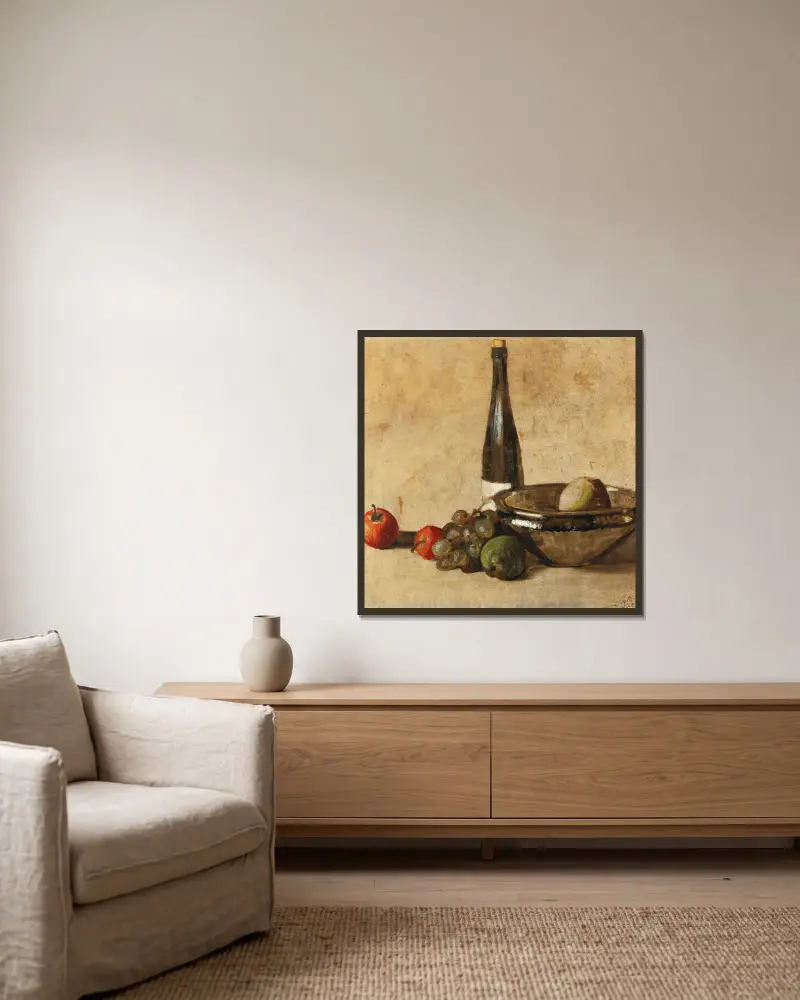 Stilleben mit Weinflasche und Früchten von Kurt Schwitters gerahmt an einer Wand