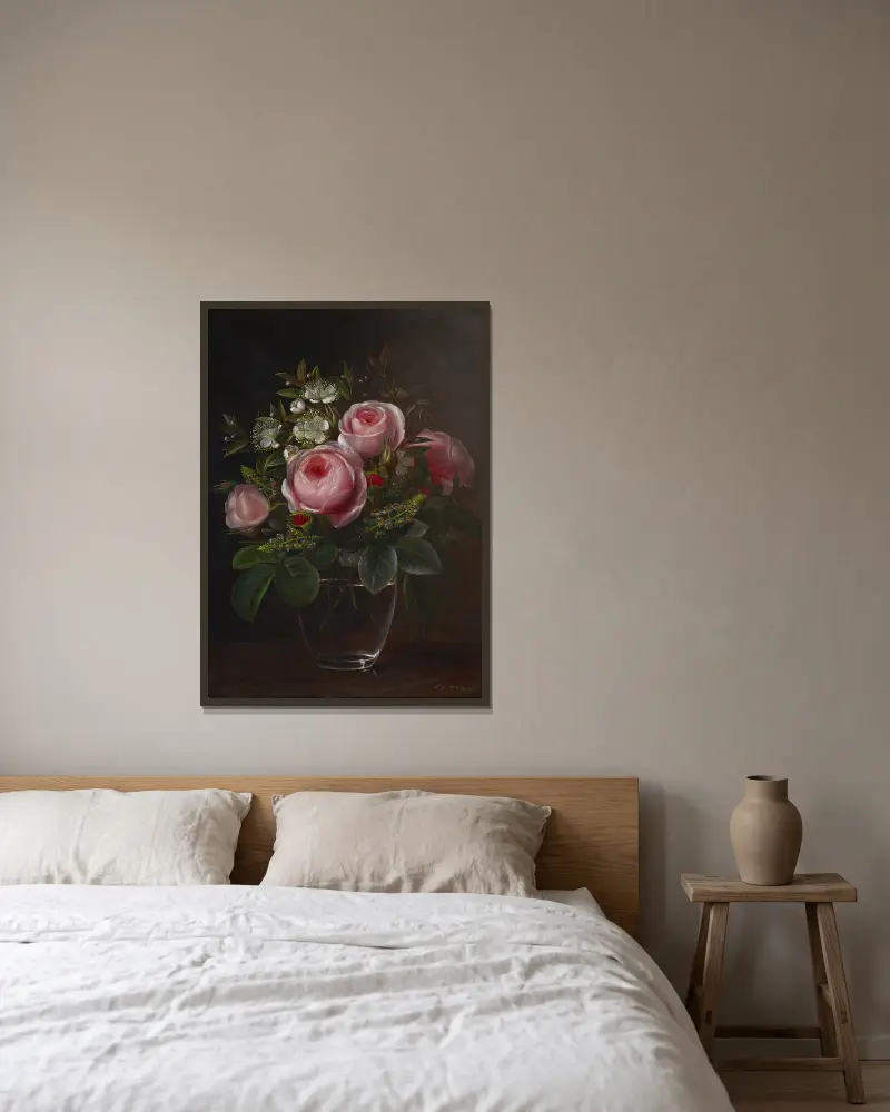 Rosen und Anemonen in einer Glasvase von Johan Laurentz Jensen gerahmt an einer Wand