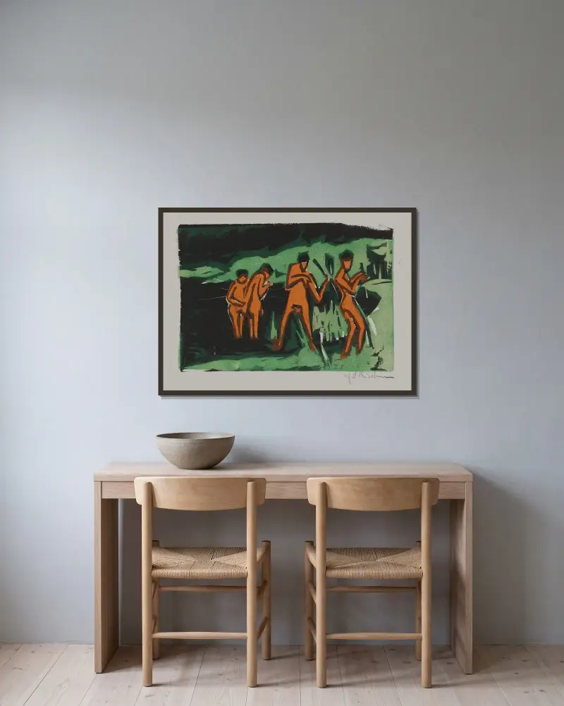 Bathers Tossing Reeds av Ernst Ludwig Kirchner inramad på en vägg