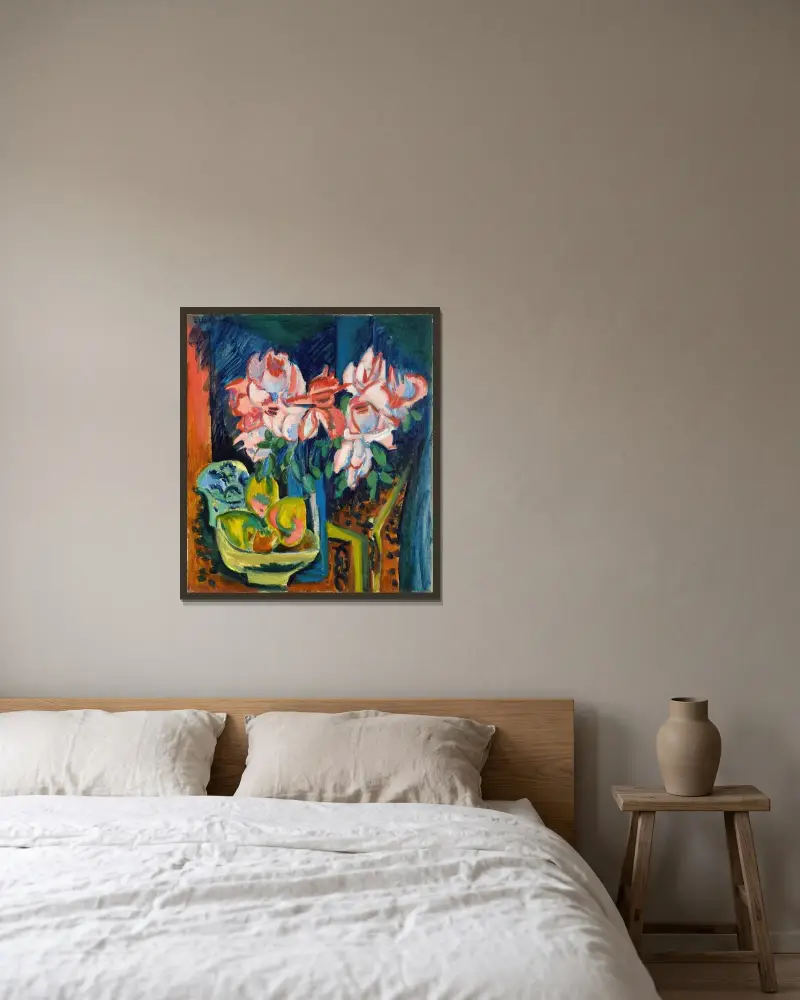 Rosa Rosen von Ernst Ludwig Kirchner gerahmt an einer Wand