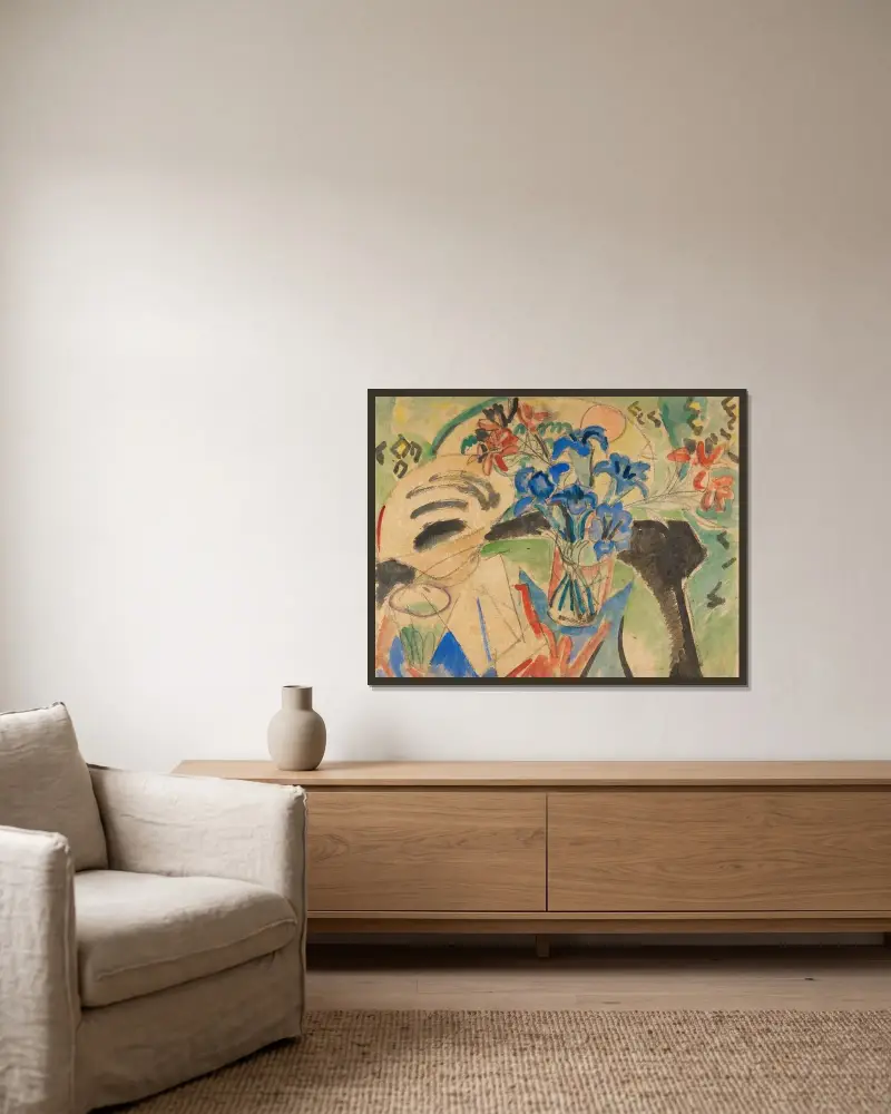 Stilleben mit Enzian und Türkenbund von Ernst Ludwig Kirchner gerahmt an einer Wand