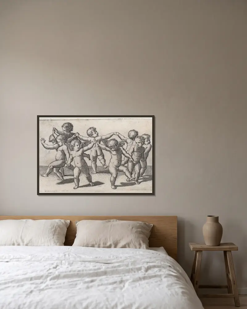 Dance of Cupids av Marcantonio Raimondi inramad på en vägg