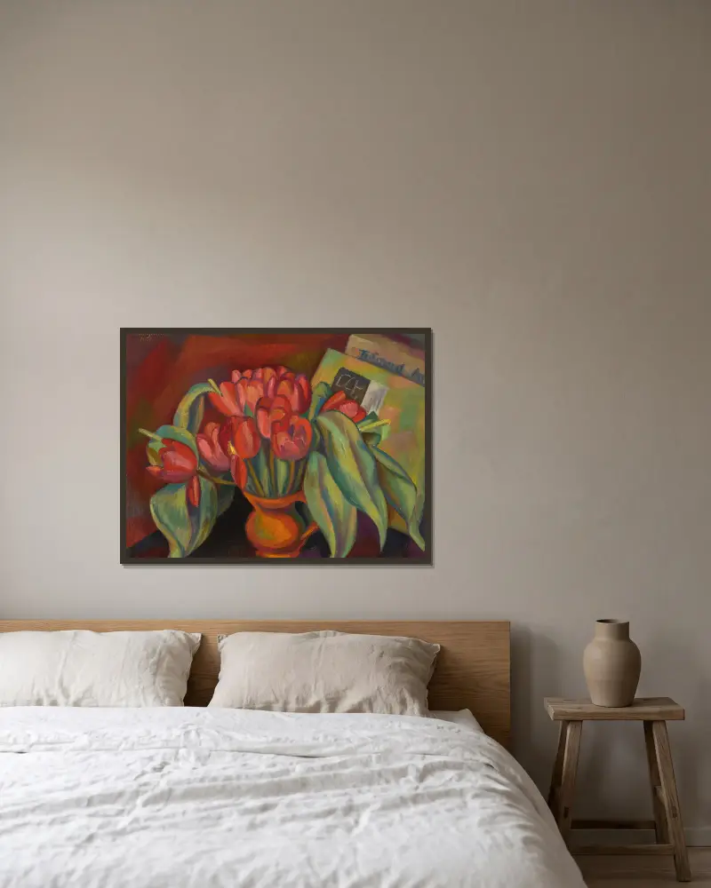 Stillleben mit roten Tulpen von Mark Gertler gerahmt an einer Wand