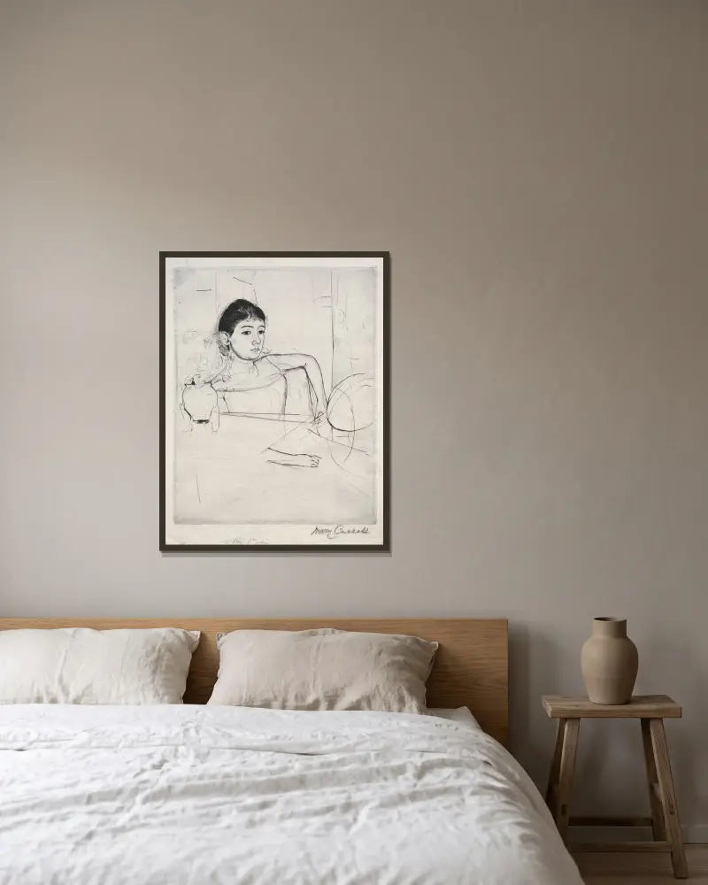 Mimi als Brünette von Mary Cassatt gerahmt an einer Wand