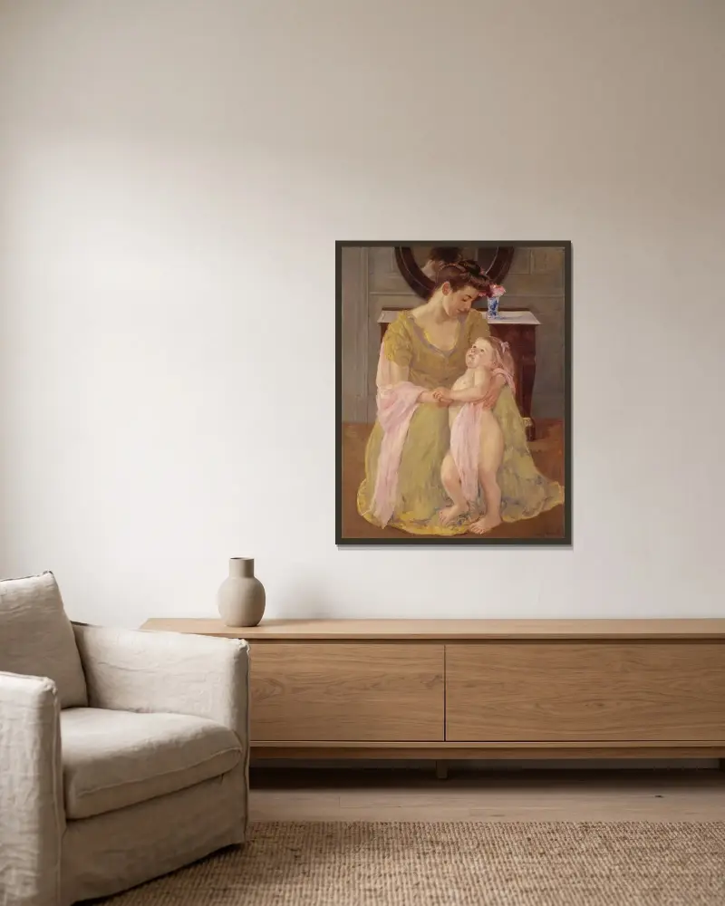Mor och barn med rosenscarf av Mary Cassatt inramad på en vägg