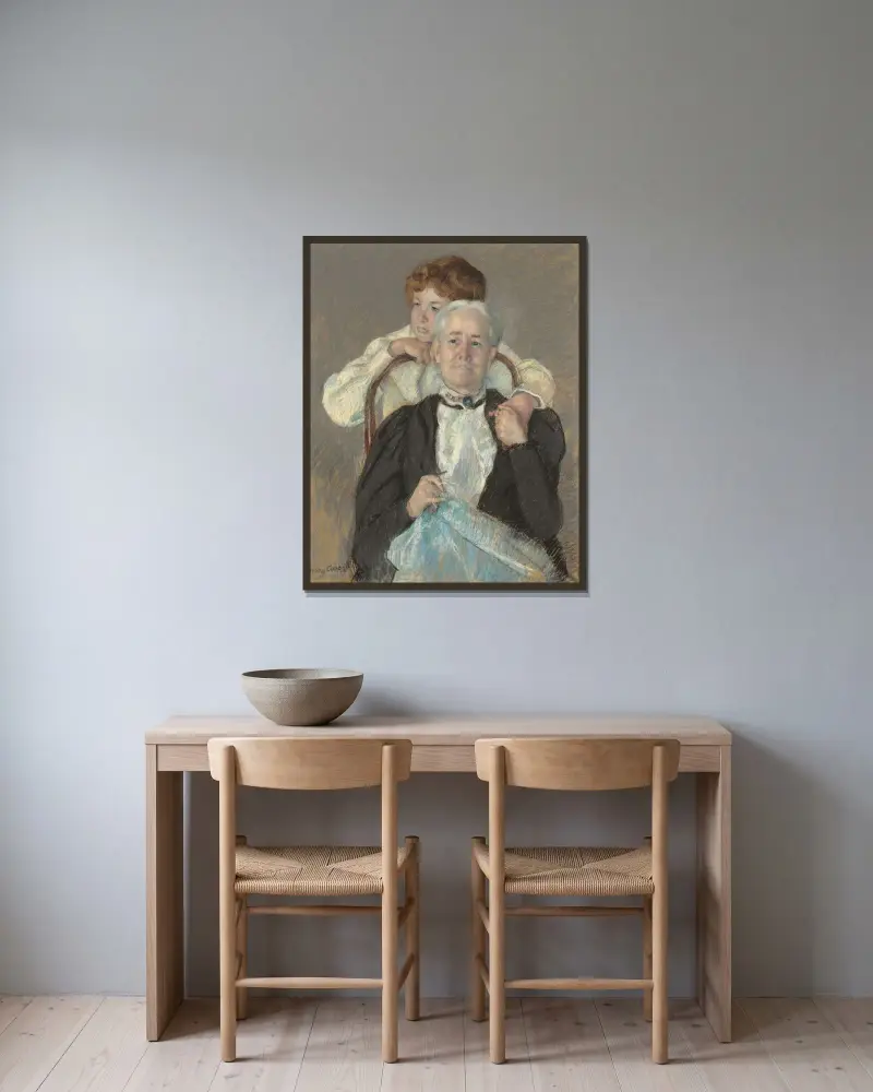 Porträt von Mrs. Cyrus J. Lawrence mit ihrem Enkel R. Lawrence Oakley von Mary Cassatt gerahmt an einer Wand