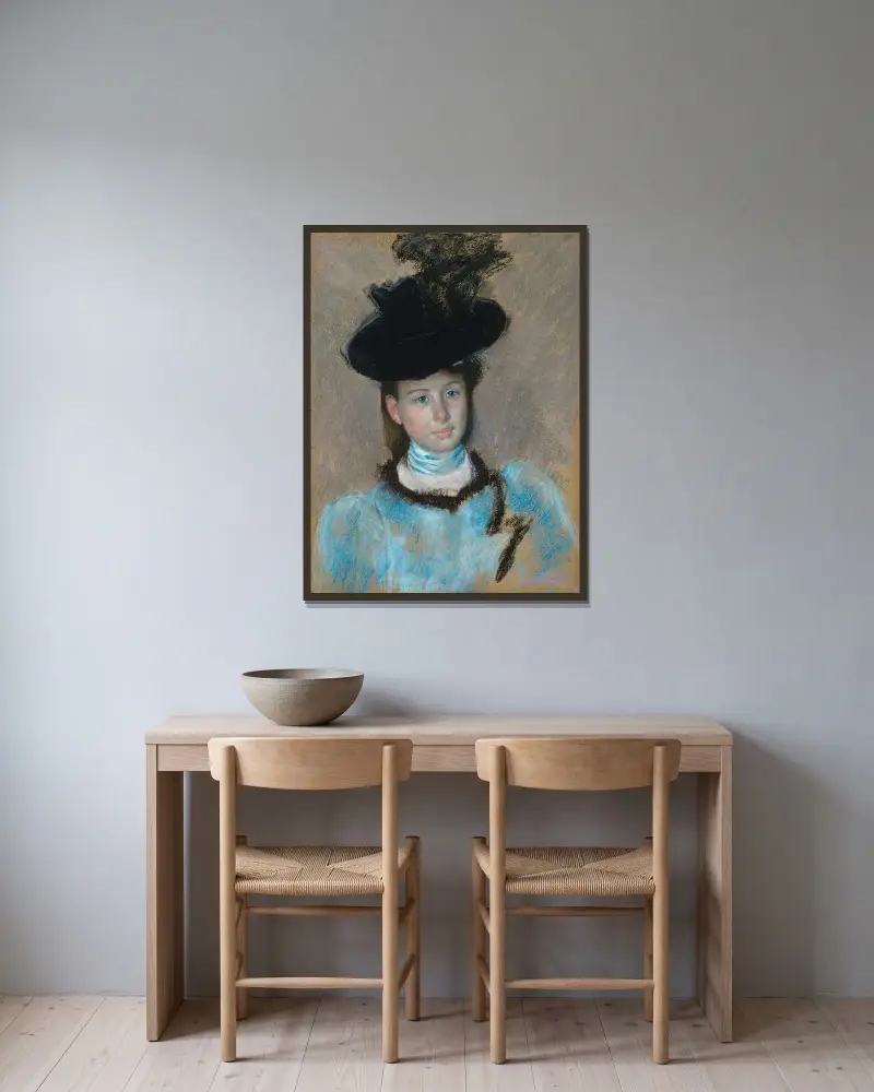 The Black Hat av Mary Cassatt inramad på en vägg