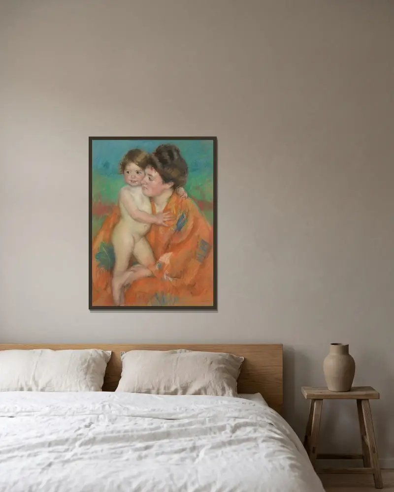 Woman With Baby av Mary Cassatt inramad på en vägg