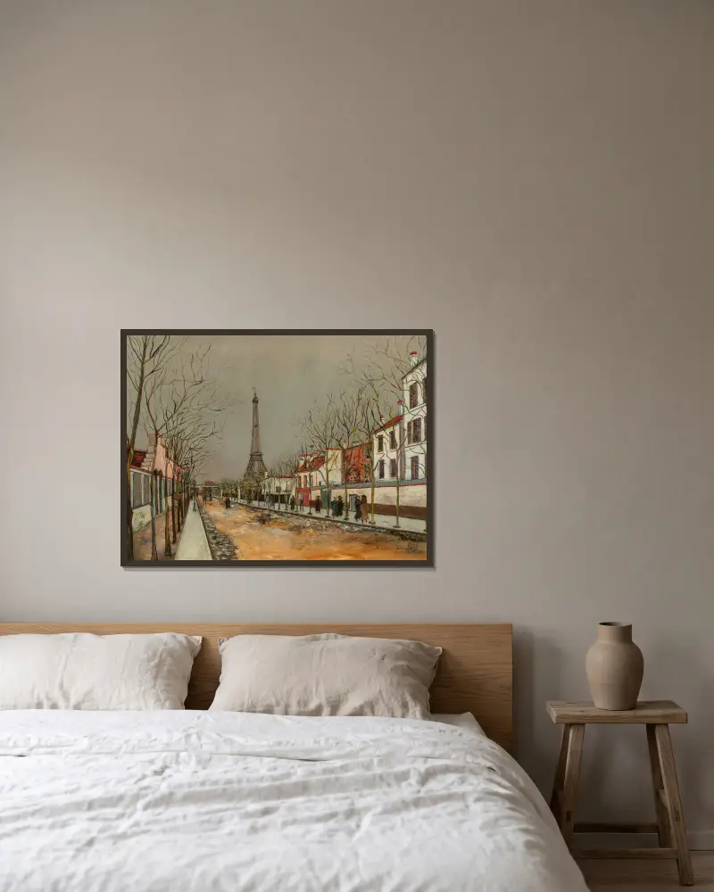 Avenue de Versailles och Eiffeltornet av Maurice Utrillo inramad på en vägg