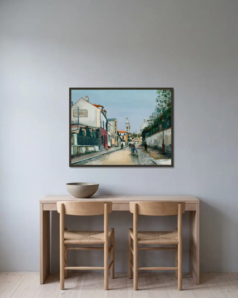 Die Straße Rue de l’Abreuvoir in Montmartre von Maurice Utrillo gerahmt an einer Wand