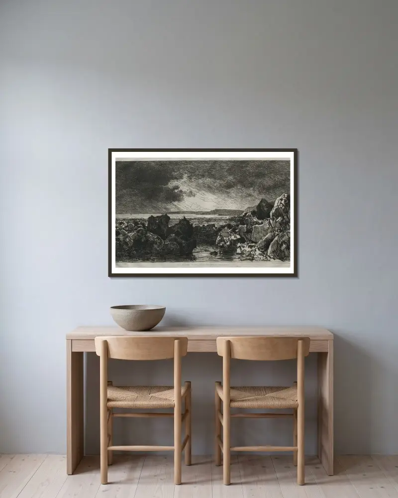 Schwarze Felsen bei Trouville (Ebbe) von Maxime Lalanne gerahmt an einer Wand