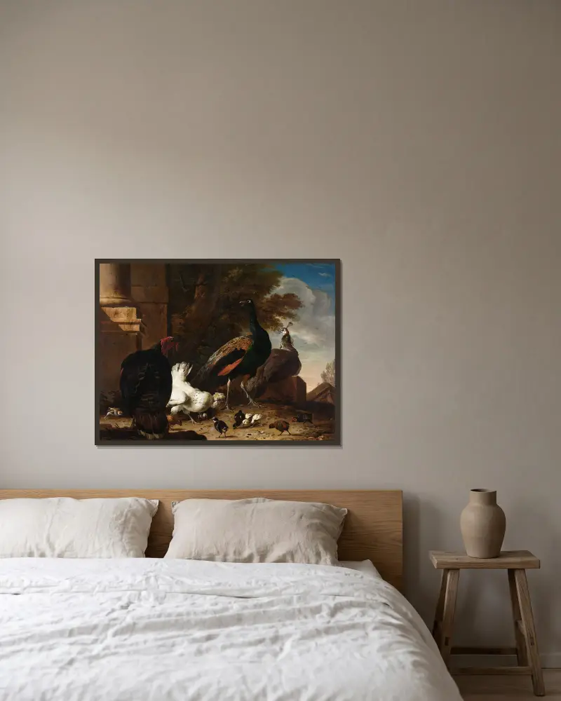 En höna med påfåglar och en kalkon av Melchior d'Hondecoeter inramad på en vägg