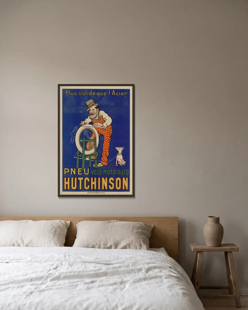 Stärker als Stahl, Hutchinson-Reifen von Mich (Michel Liebeaux) gerahmt an einer Wand