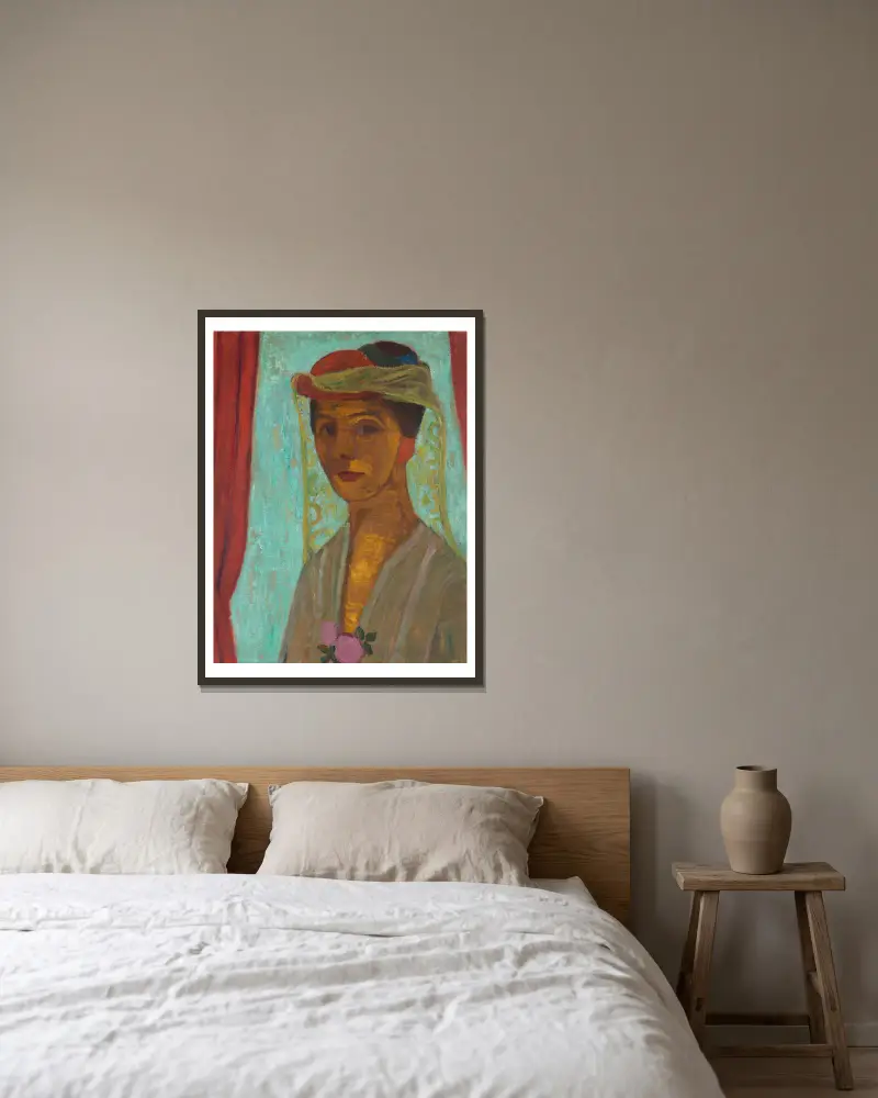 Self-portrait with hat and veil av Paula Modersohn-Becker inramad på en vägg