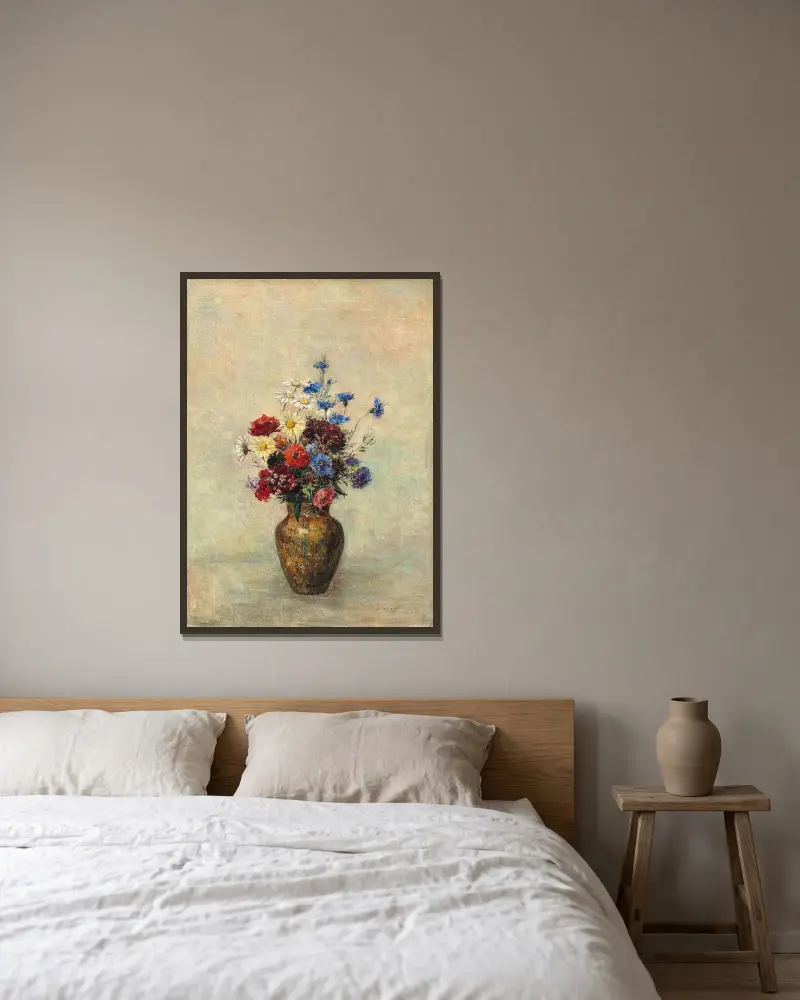 Flowers in a Vase av Odilon Redon inramad på en vägg