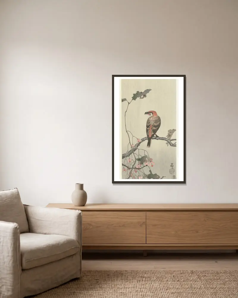 Crossbill on tree branch av Ohara Koson inramad på en vägg