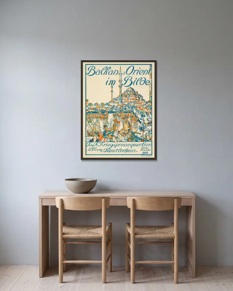 Plakat der Ausstellung 'Balkan und Orient im Bilde' im Künstlerhaus in Wien von Oskar Laske gerahmt an einer Wand