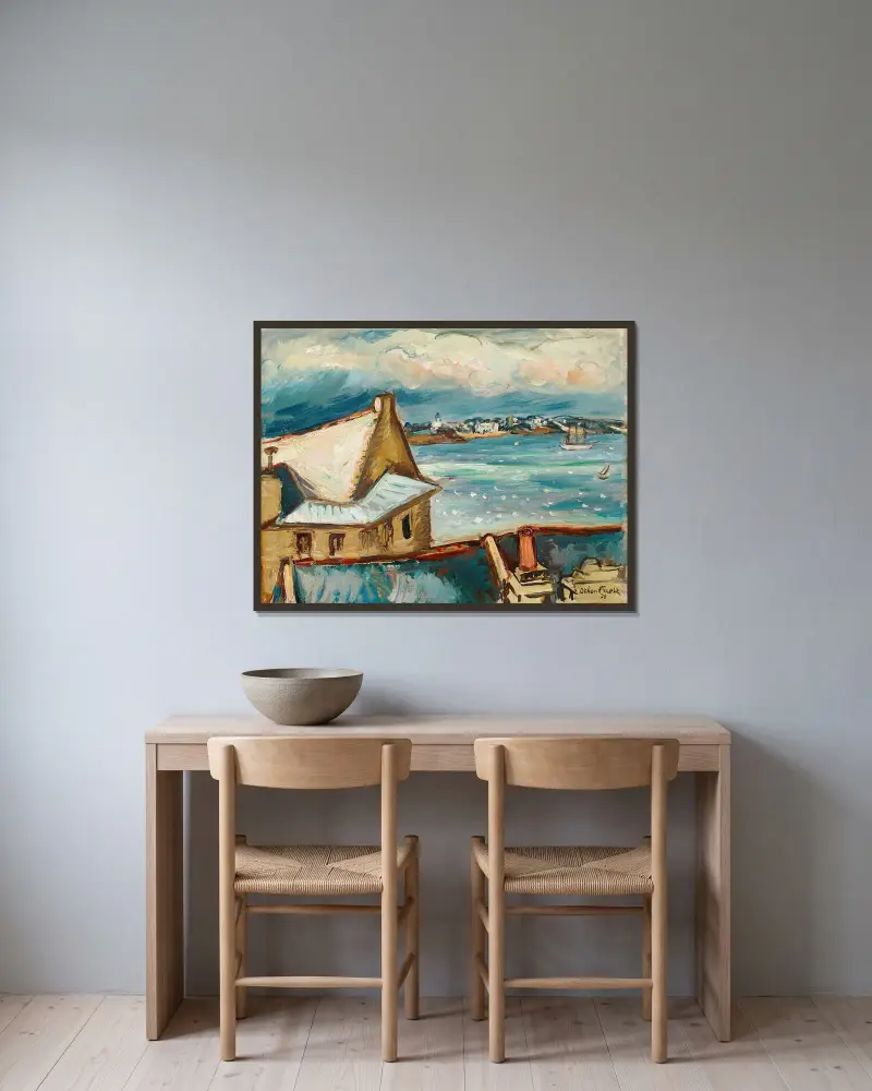 Flodstrand med hus och segelfartyg av Emile Othon Friesz inramad på en vägg