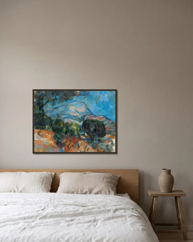 Der Berg Sainte-Victoire von Paul Cézanne gerahmt an einer Wand