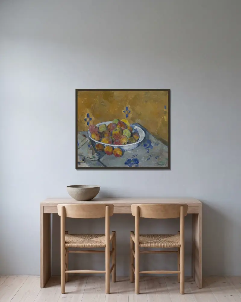 The Plate of Apples av Paul Cézanne inramad på en vägg
