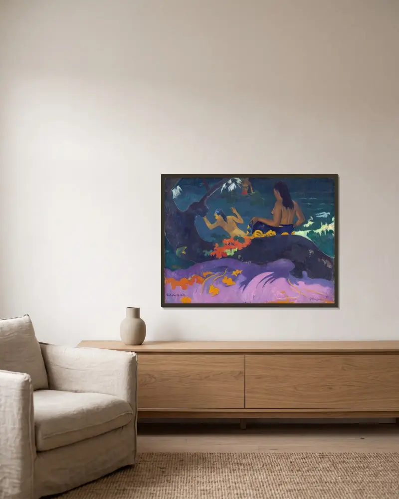Fatata te Miti (By the Sea) av Paul Gauguin inramad på en vägg