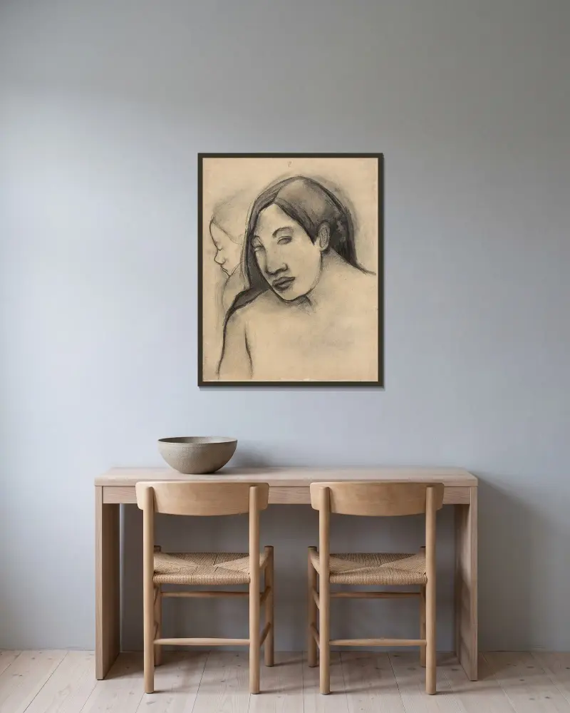 Tahitiska kvinnohuvuden, frontalt och i profil av Paul Gauguin inramad på en vägg