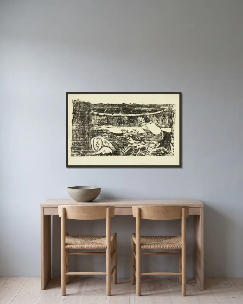 Interiér chýše, Paul Gauguin v rámu na stěně