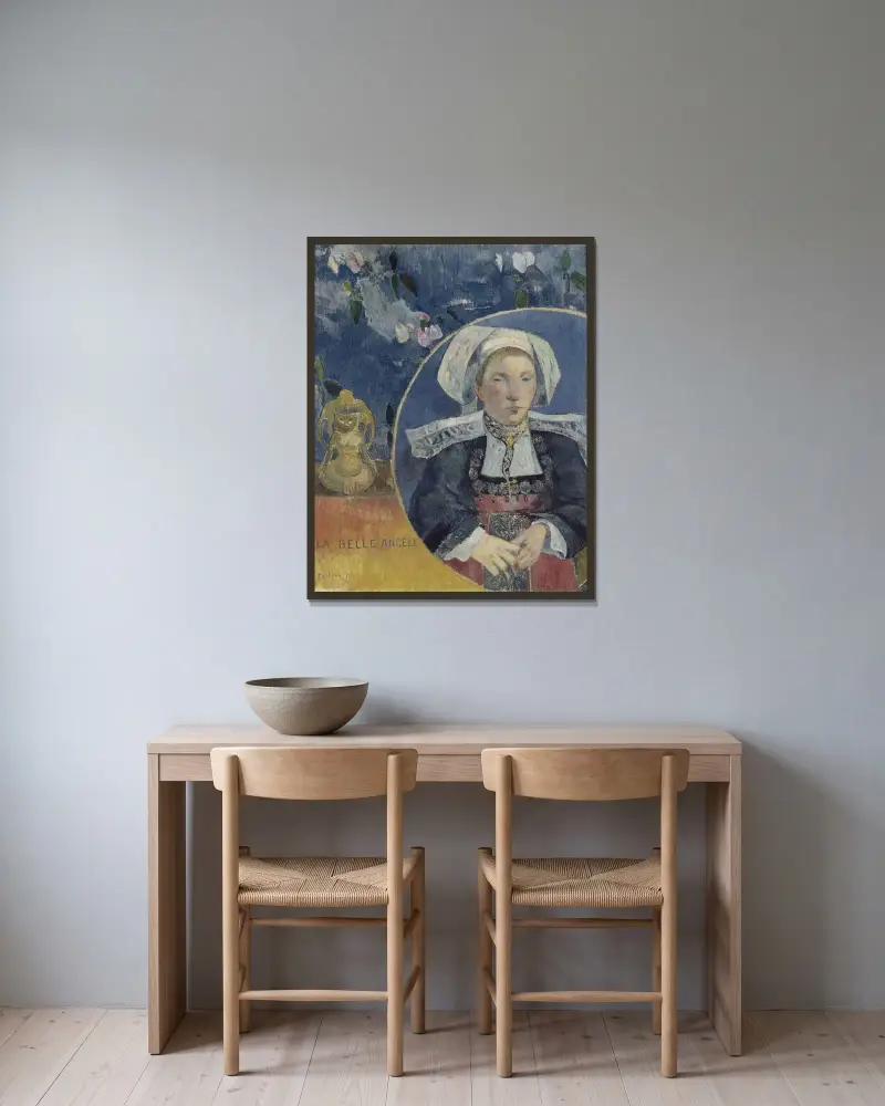La Belle Angèle av Paul Gauguin inramad på en vägg