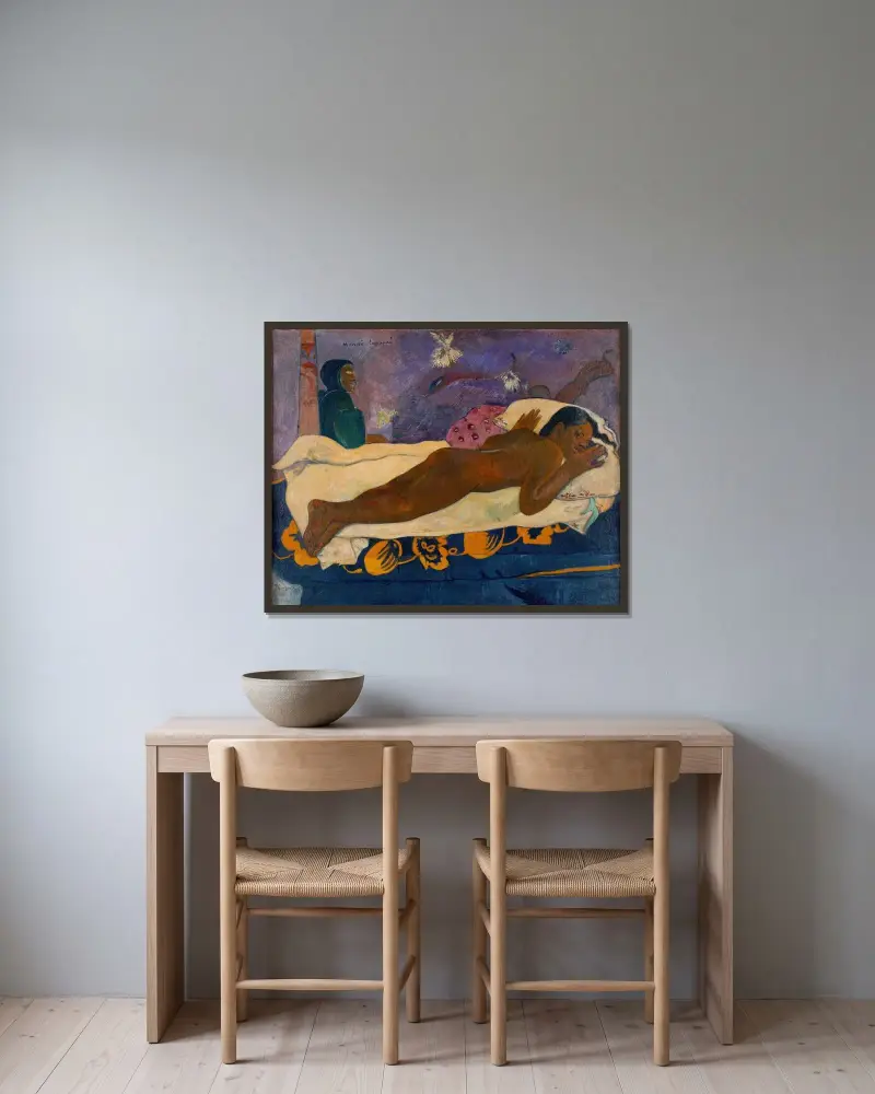 Manaò tupapaú av Paul Gauguin inramad på en vägg