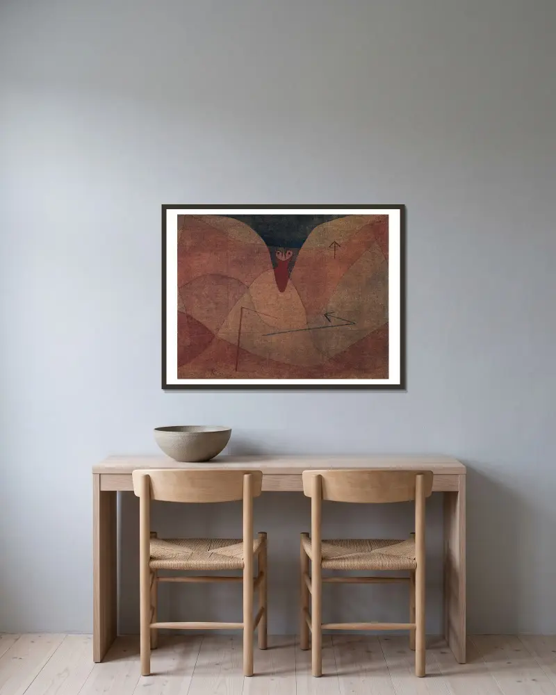 Aviatic Evolution av Paul Klee inramad på en vägg