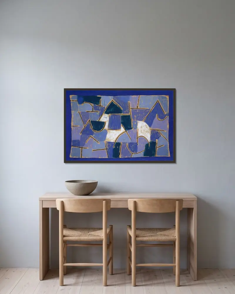 Blue night av Paul Klee inramad på en vägg